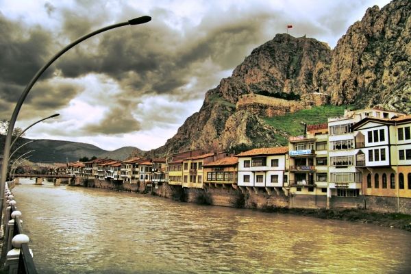 05 Amasya Kız Yurtları