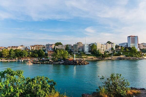 81 Düzce Kız Yurtları